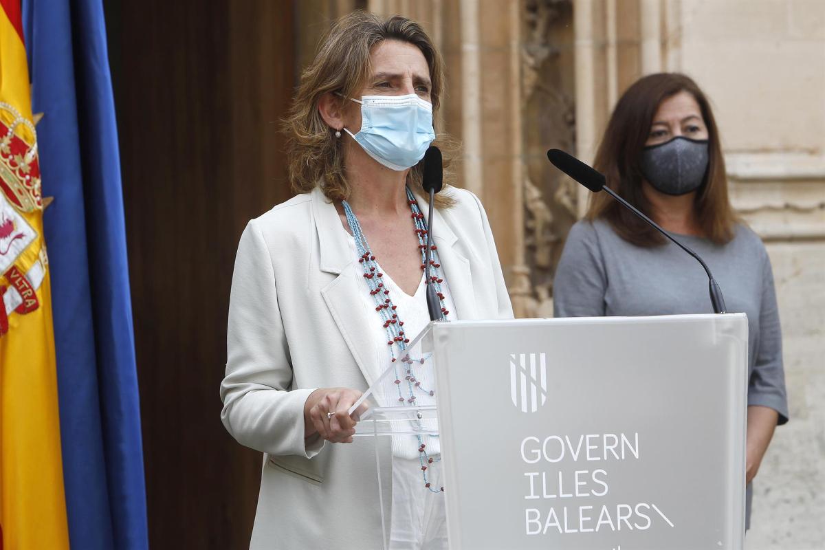 Los camioneros protestan ante la ministra Ribera por la carestía del combustible