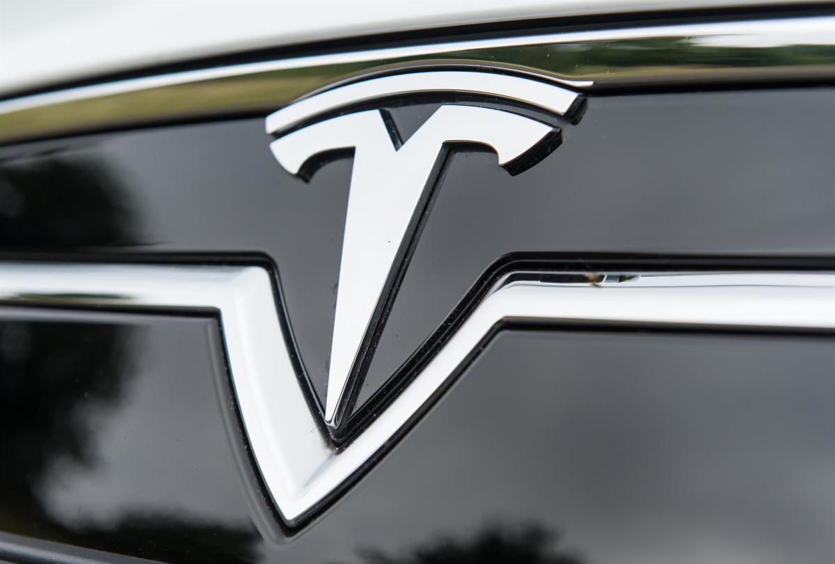 Tesla propondrá un nuevo 'split' de acciones en la junta de accionistas