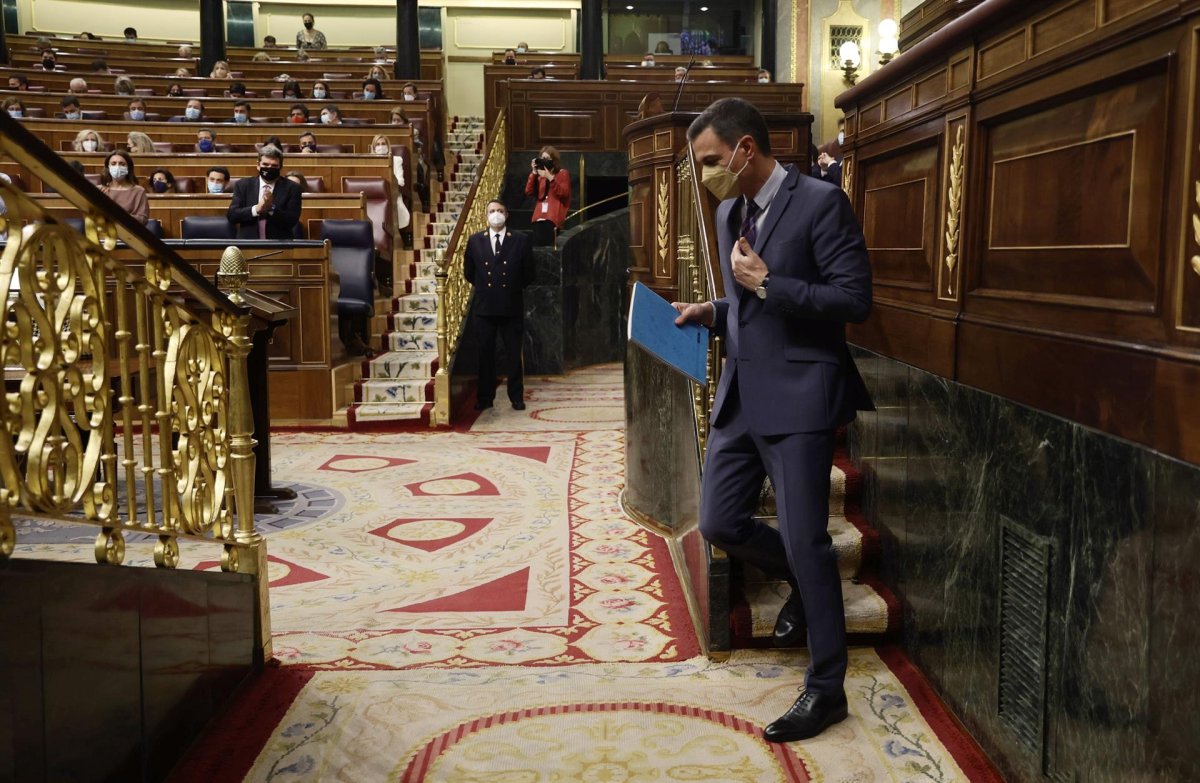 Sánchez confirma que la compensación por limitar el gas se financiará con el sistema eléctrico