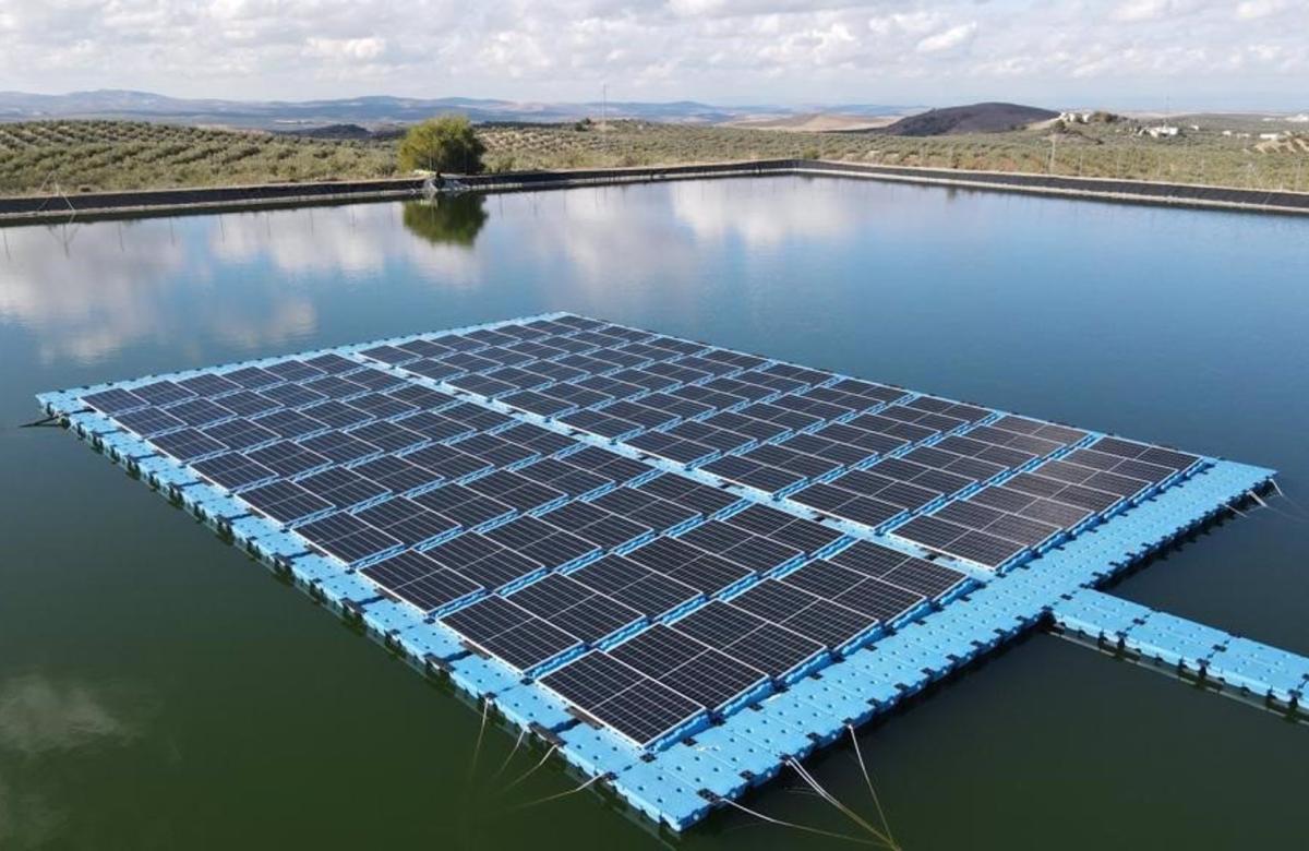 El Gobierno saca a consulta el decreto que regula la instalación de fotovoltaicas flotantes