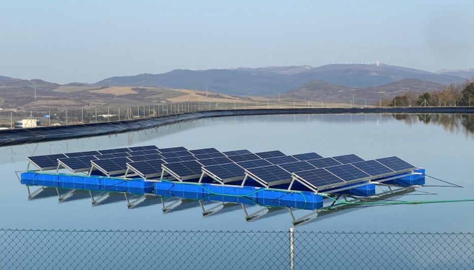 Crean en Vitoria el primer prototipo vasco de energía fotovoltaica flotante