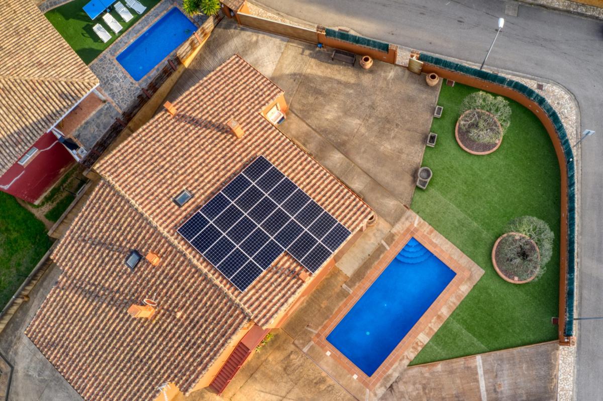 La empresa de autoconsumo Otovo crece un 138% en España gracias a los altos precios energéticos