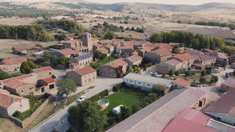 Red Eléctrica publica un manual práctico para orientar a las  comunidades energéticas rurales