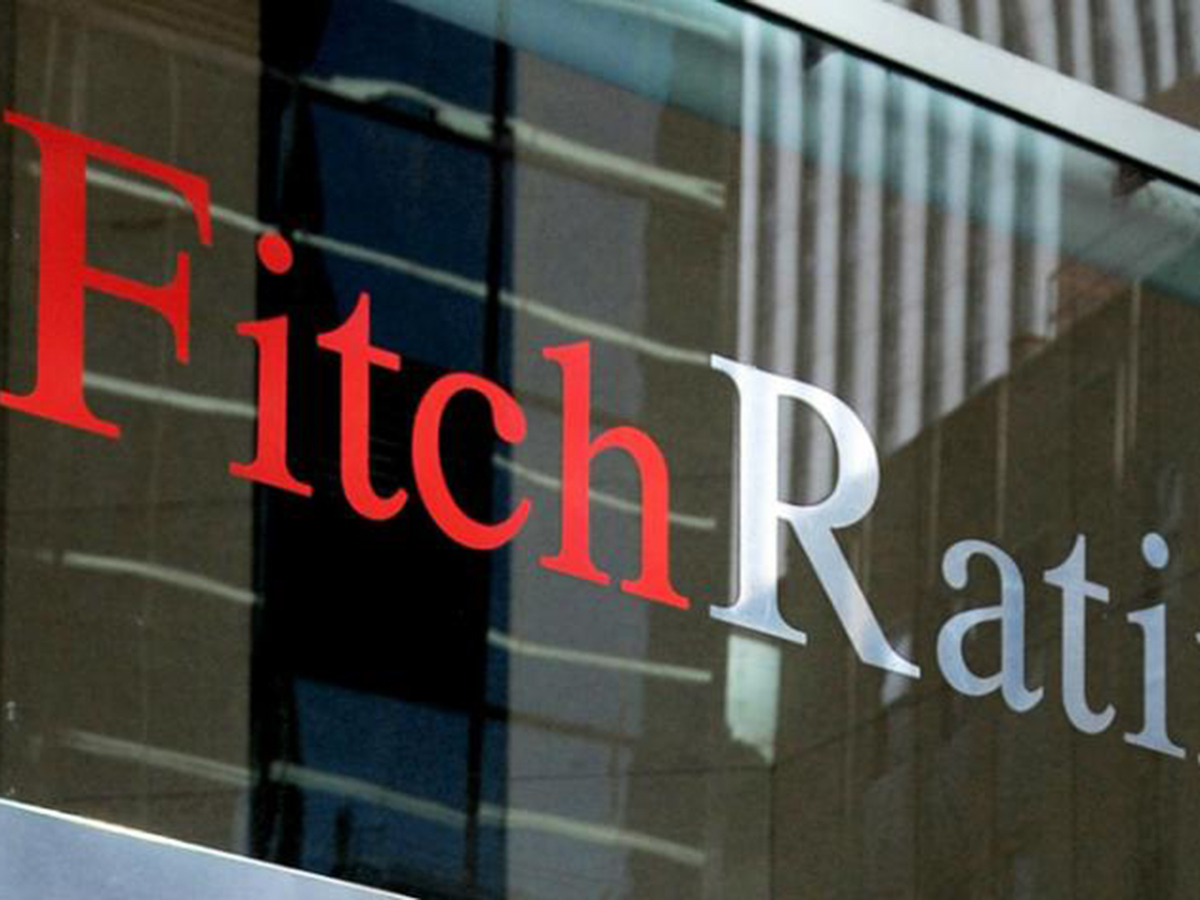 Fitch cree que un embargo de la UE al petróleo ruso mantendrá los precios elevados