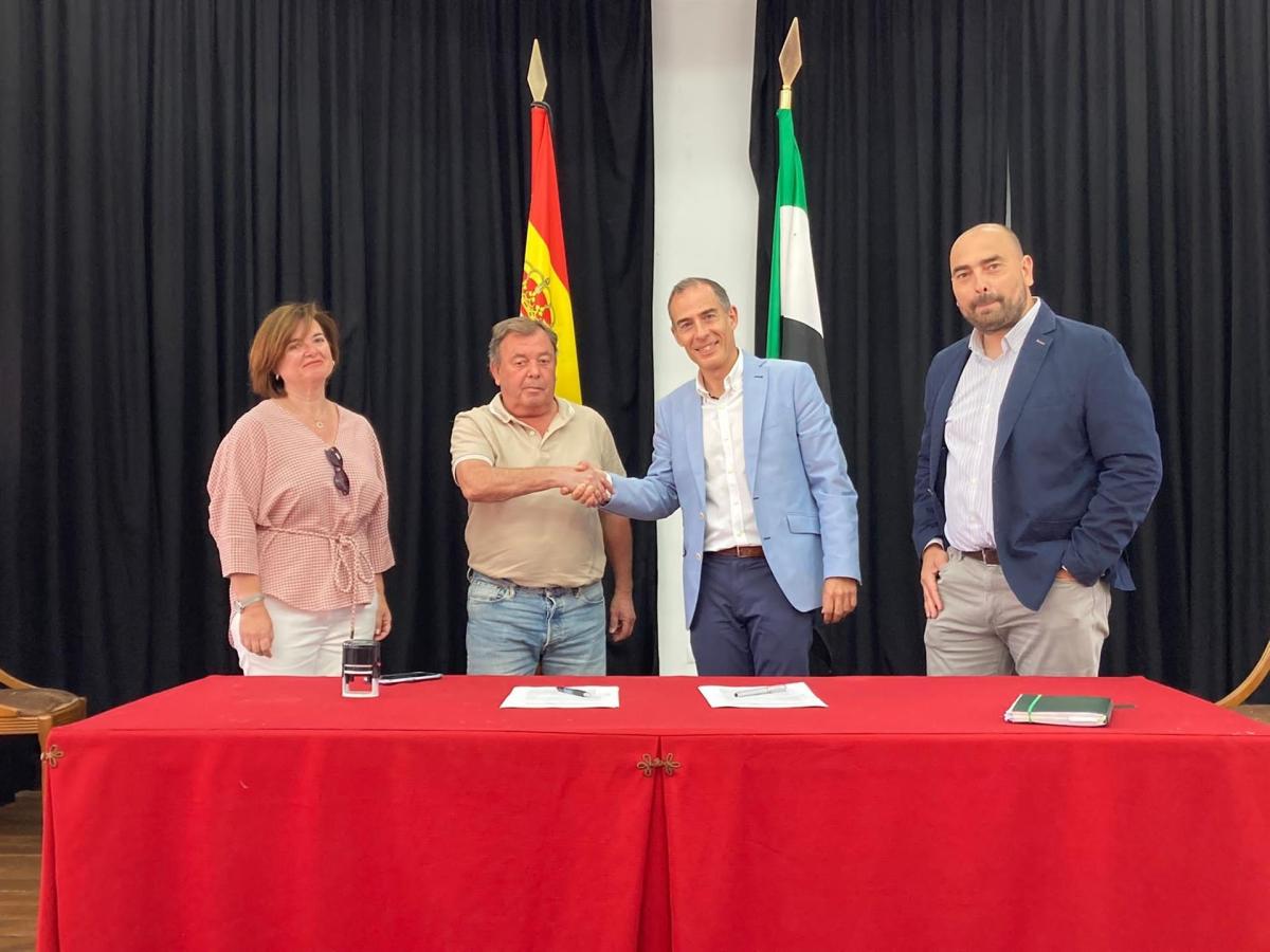 Iberdrola instalará en Cedillo (Cáceres) la primera comunidad solar de España para un pueblo completo