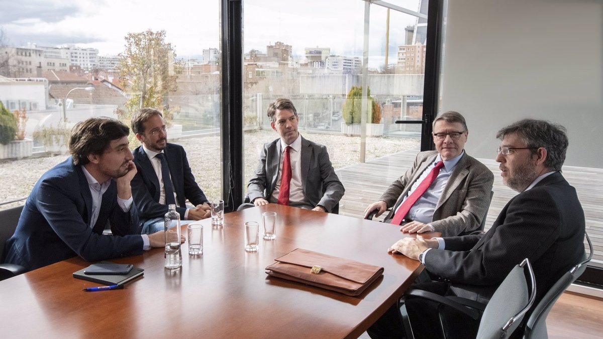 Esade: menos subvenciones y más señal de precio