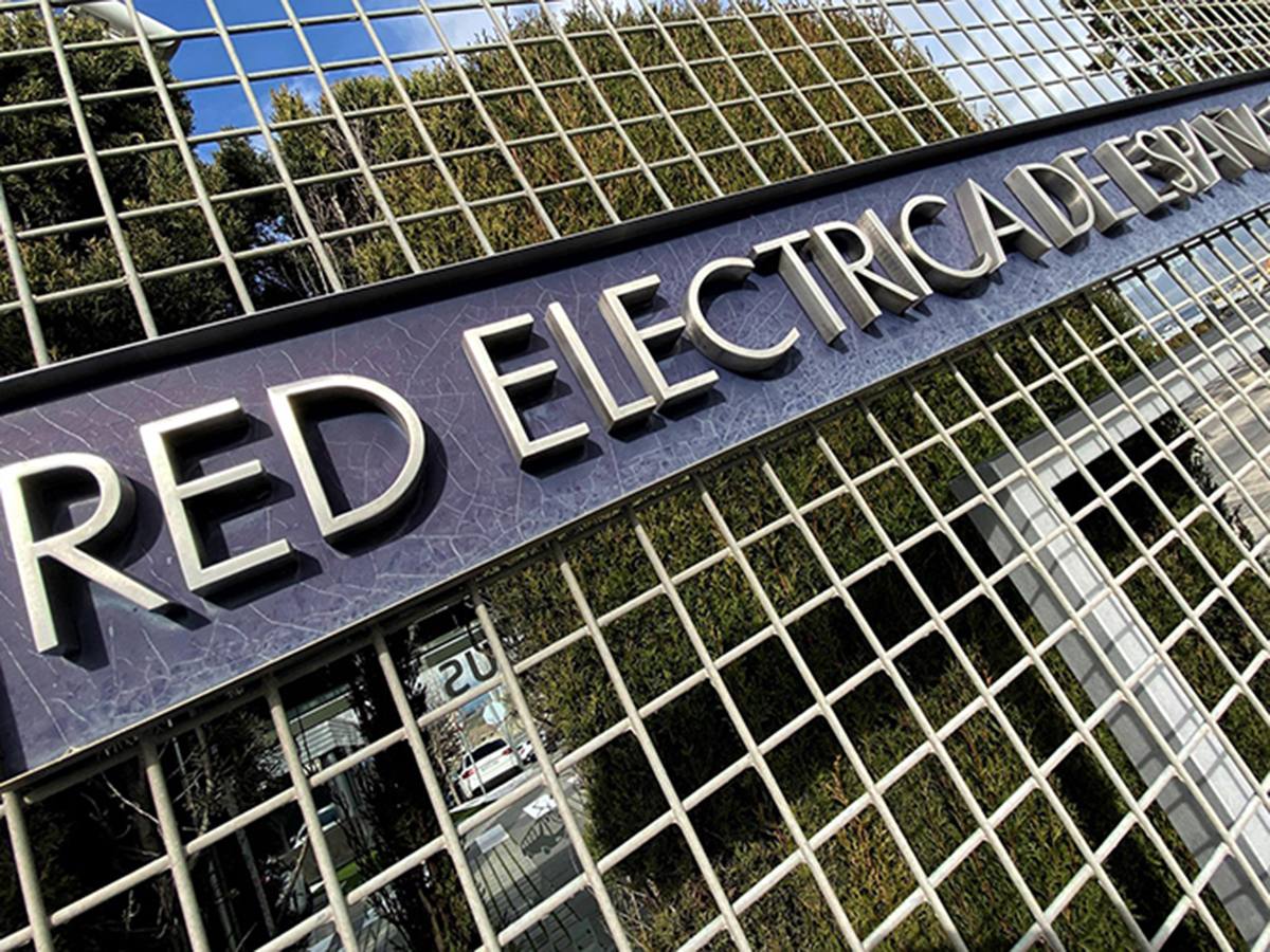 Red Eléctrica publica las nuevas capacidades de acceso a la red adaptadas a la Planificación 2021-2026