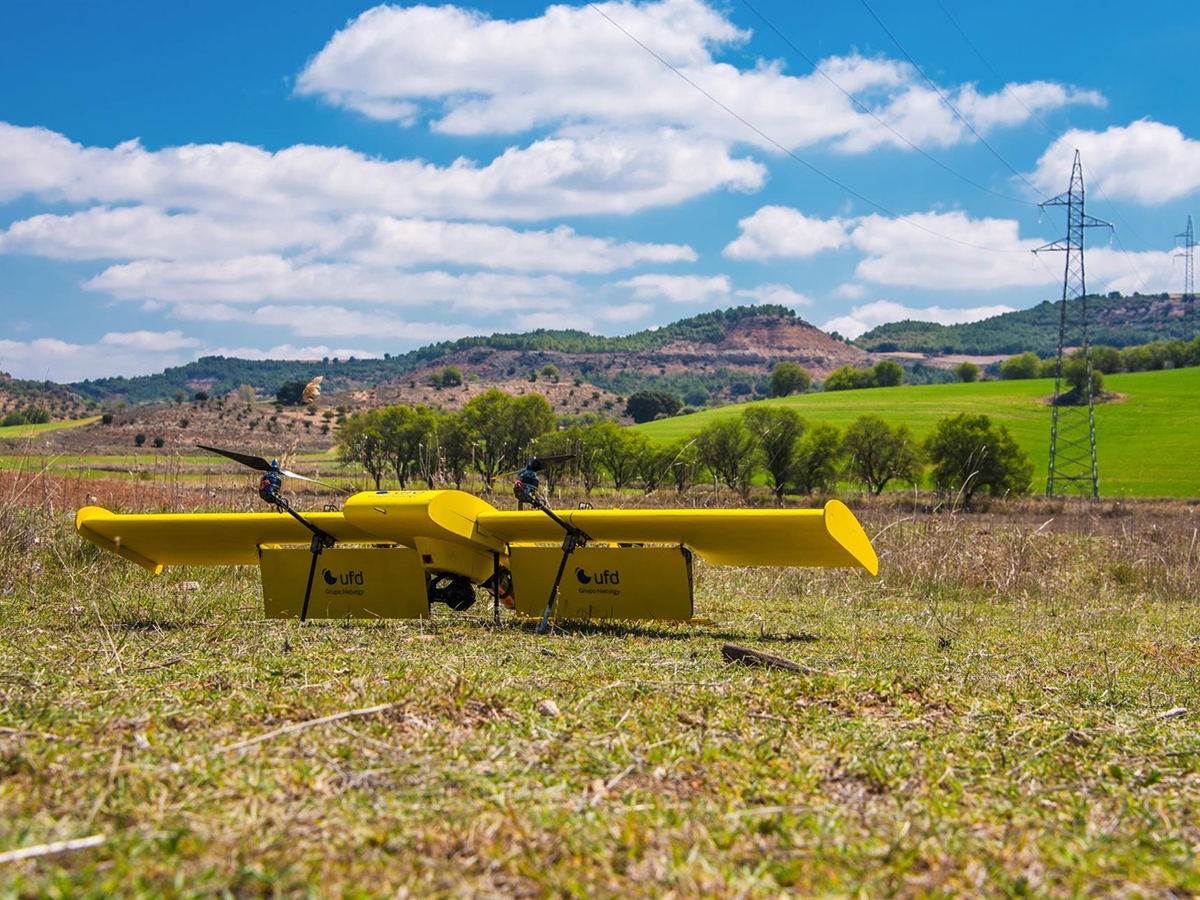 Naturgy se alía con FuVeX para liderar en España la inspección de redes eléctricas con drones