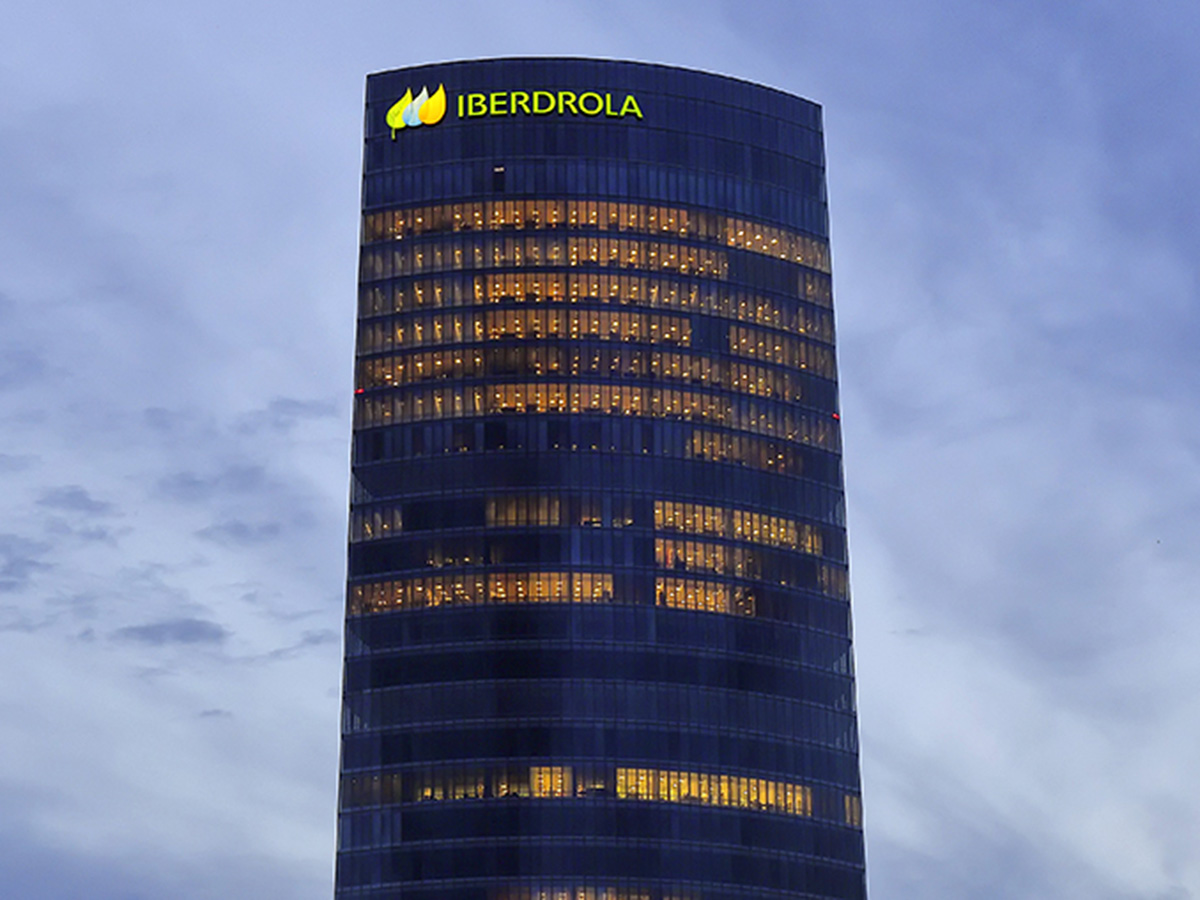 Iberdrola repartirá al menos 0,348 euros por acción de dividendo complementario