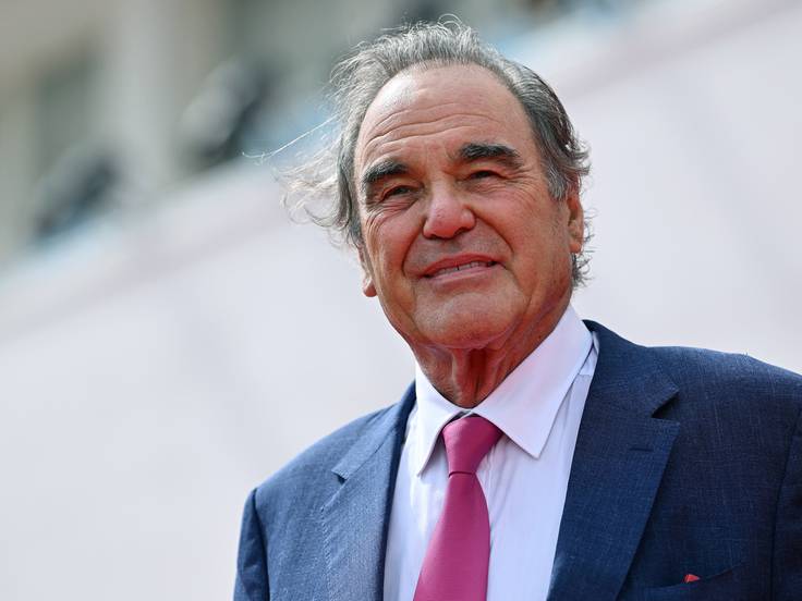 Oliver Stone defiende en Venecia la energía nuclear: "Hemos sido engañados"