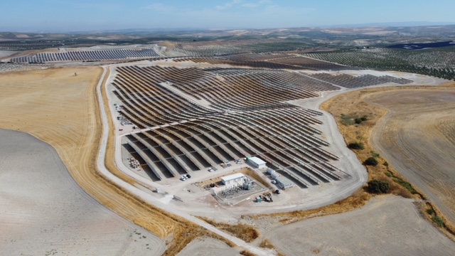 Las siete horas a cero euros el megavatio de cada domingo gracias a la solar