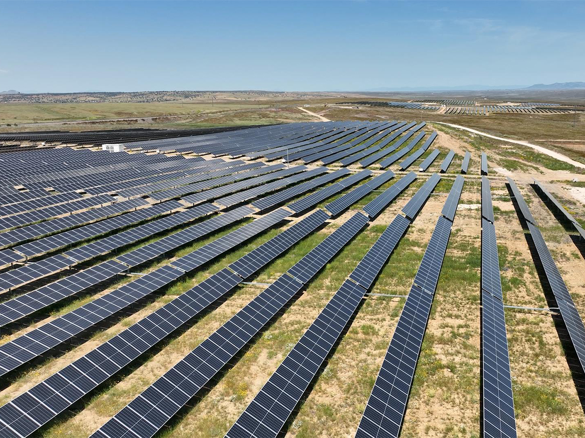 Naturgy pone en servicio su primera planta fotovoltaica en Extremadura, con una potencia de 22 MW