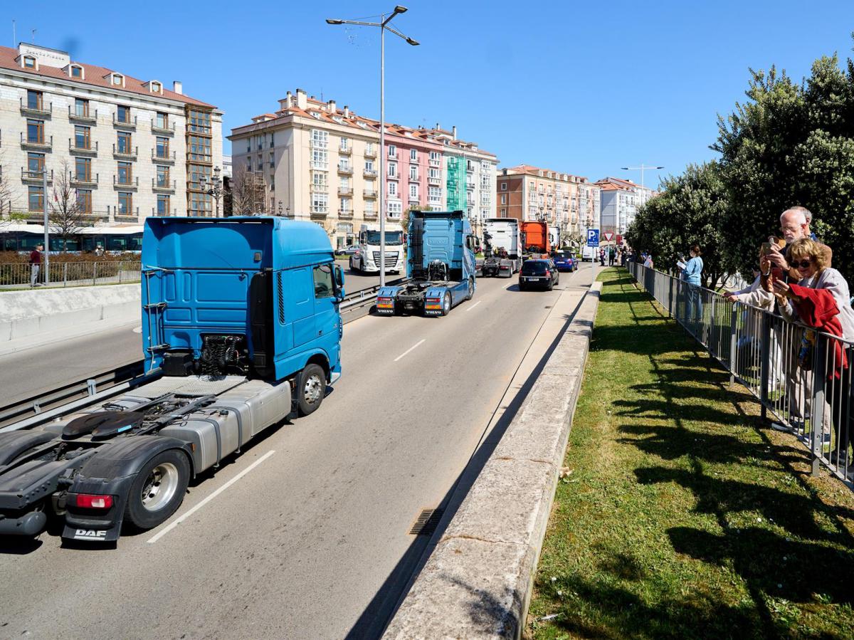 El Gobierno pide responsabilidad a los transportistas y les insta a denunciar las prácticas ilegales