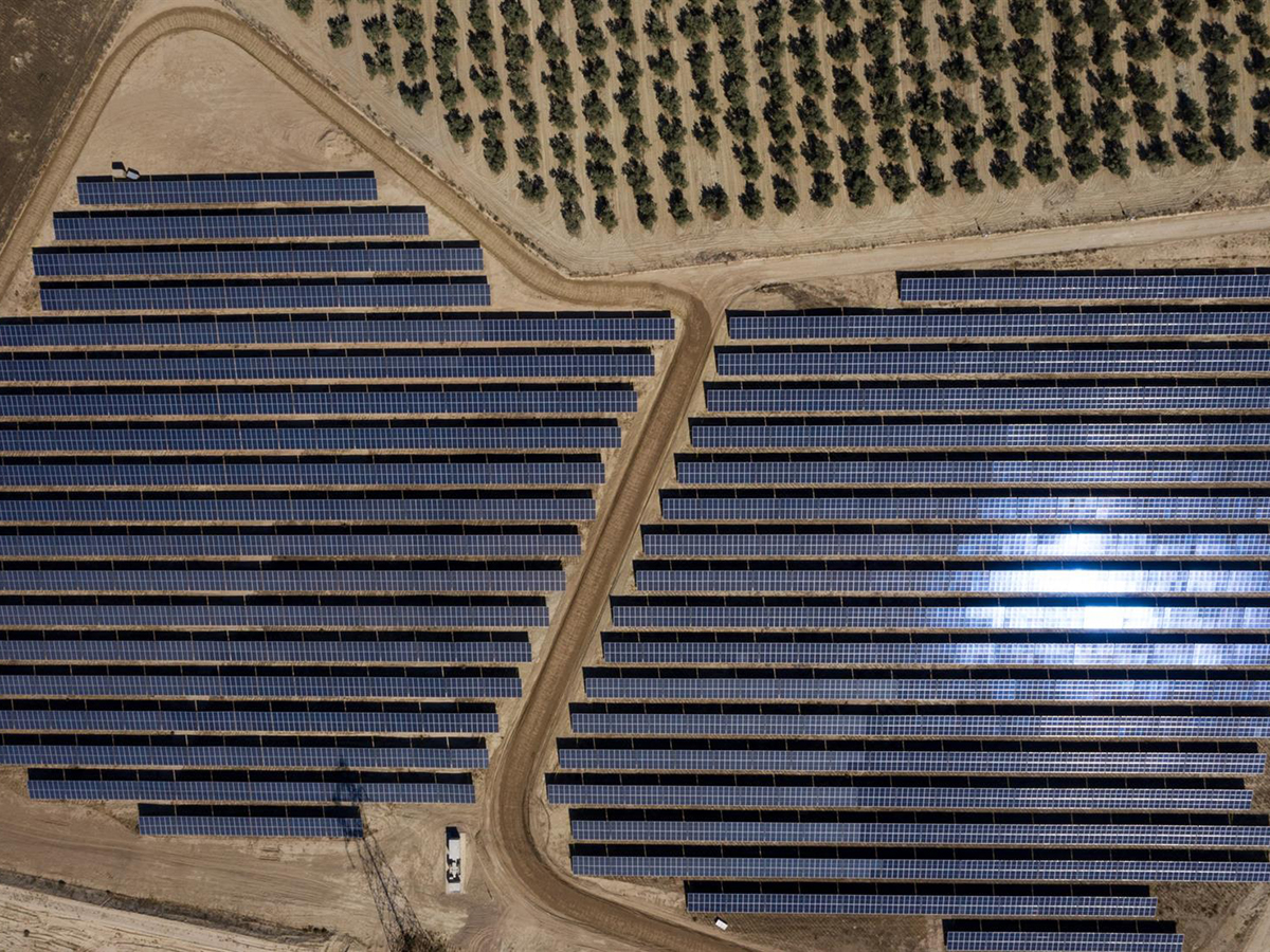 Aquila Clean Energy y Axpo Iberia cierran un conjunto de PPAs para una cartera solar de 66 MW en España