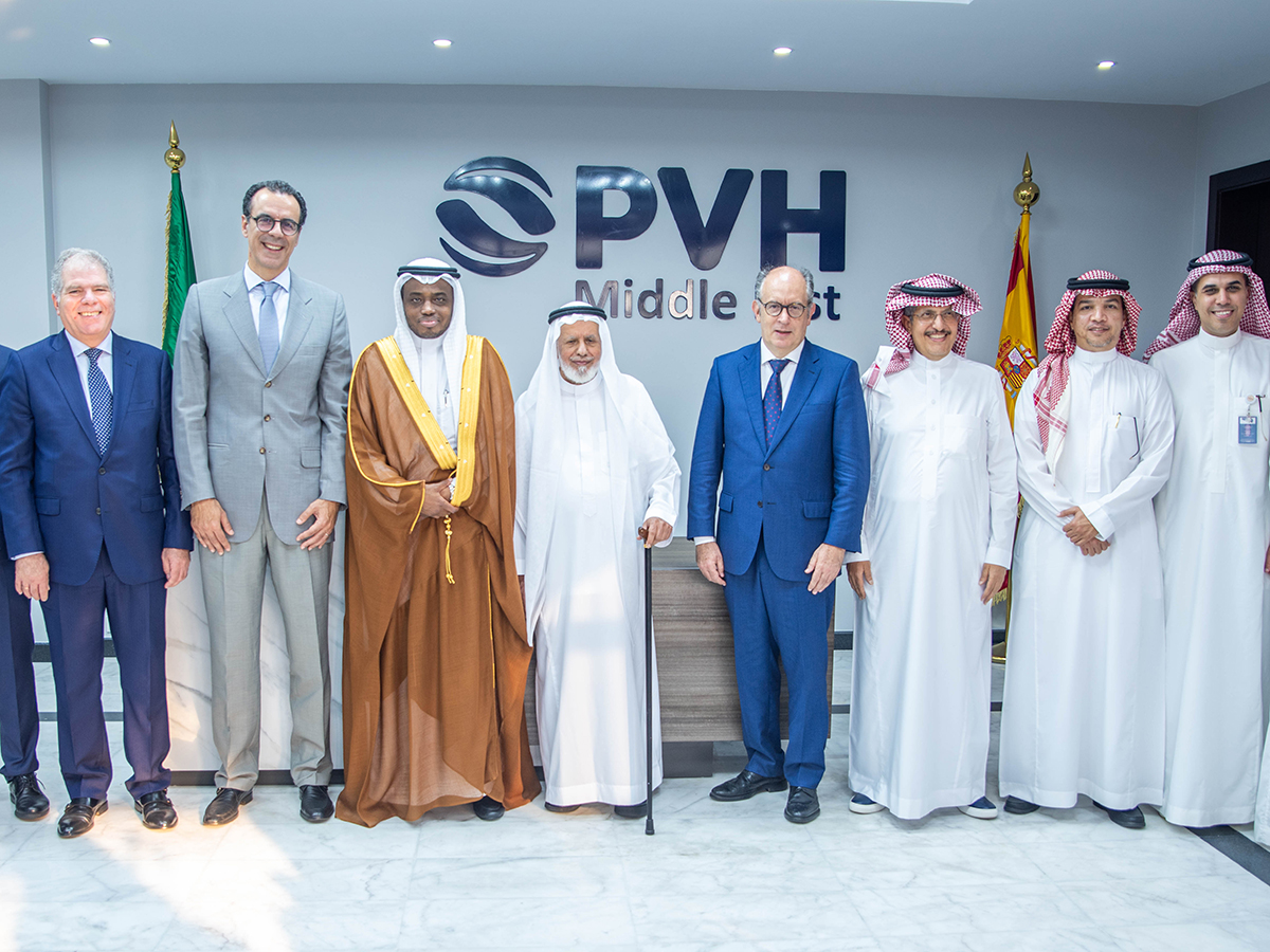 PV Hardware inaugura una nueva fábrica de estructuras y seguidores solares en Arabia Saudí