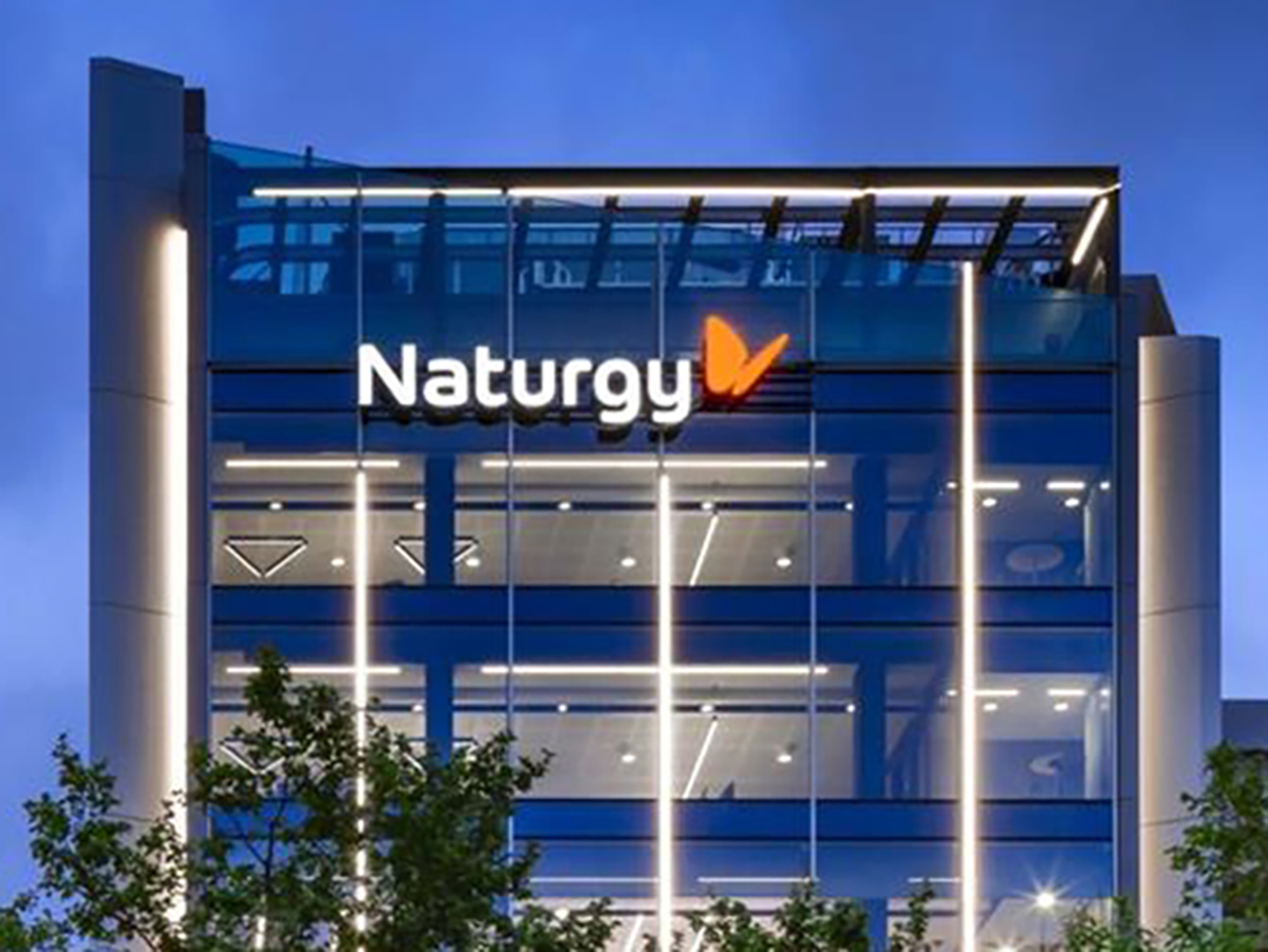 Naturgy remonta un 3,4% en Bolsa tras confirmar CriteriaCaixa conversaciones "preliminares" con un inversor