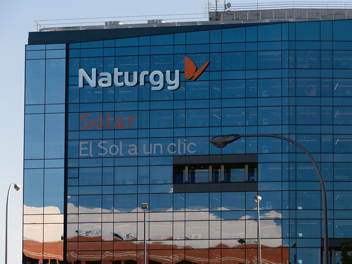 Naturgy remonta un 2,4% en Bolsa tras revisar al alza su previsión de Ebitda para el año