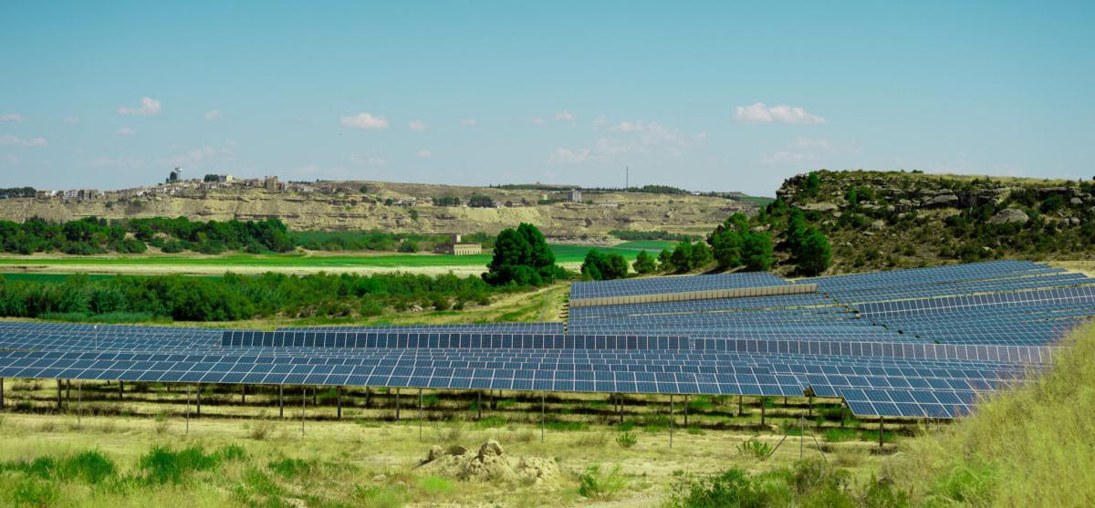 Henkel e Ignis firman un VPPA a 10 años para suministrar energía solar a 40 centros en toda Europa desde España