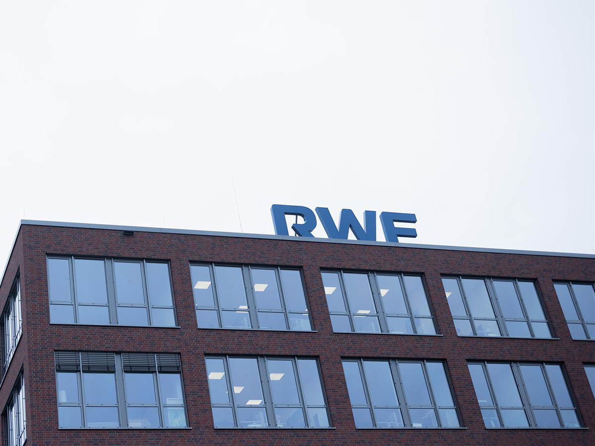 RWE reduce un 47% su beneficio en 2023, hasta los 1.450 millones