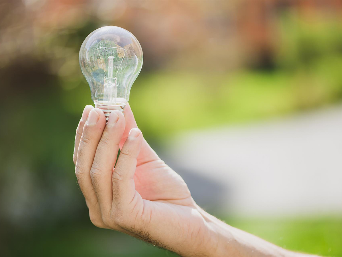 Uno de cada cuatro españoles afirma que la luz es su máxima preocupación de cara a la cuesta de enero