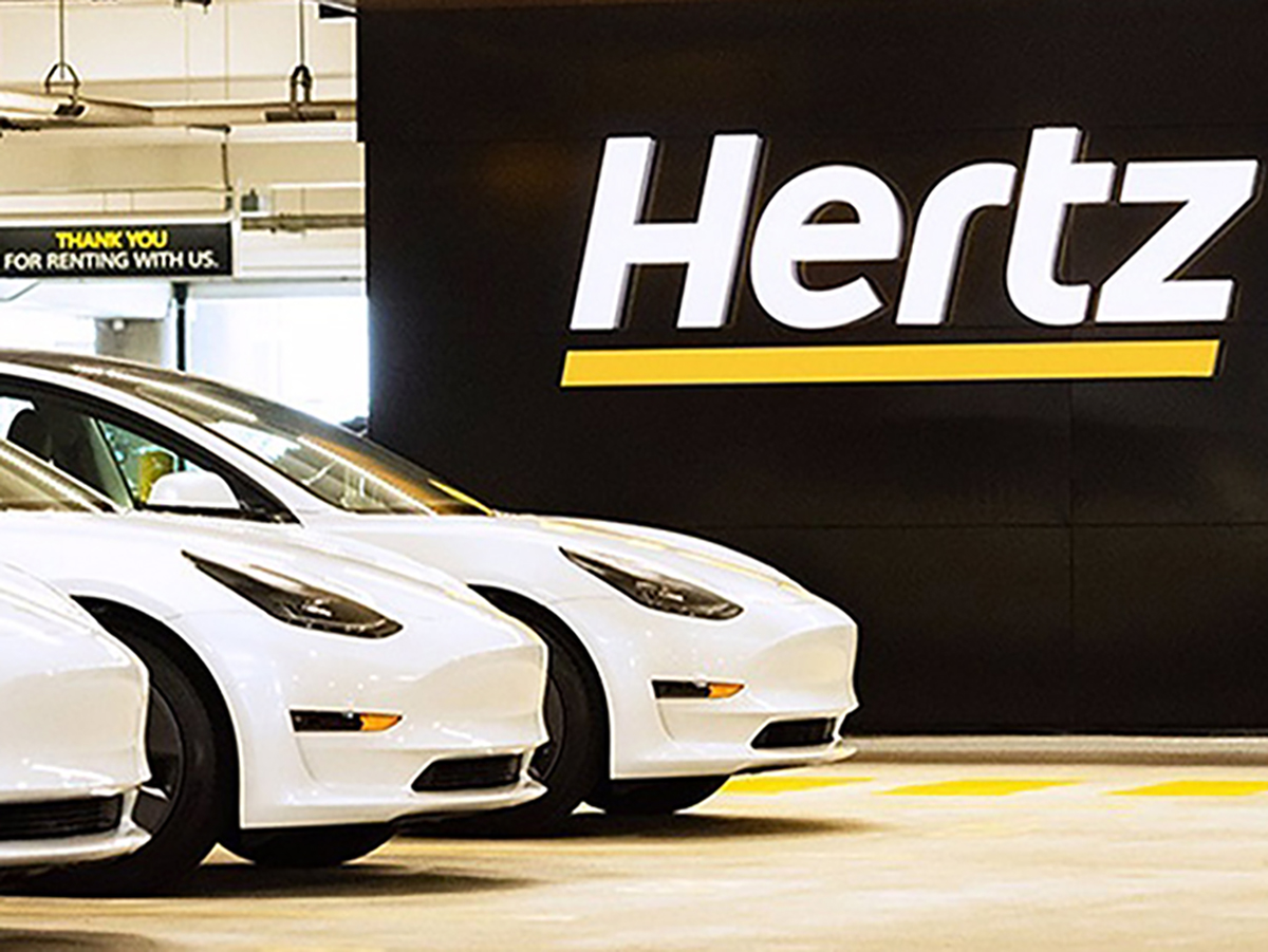 Hertz y Uber amplían su alianza para llevar hasta 25.000 vehículos eléctricos a las capitales europeas