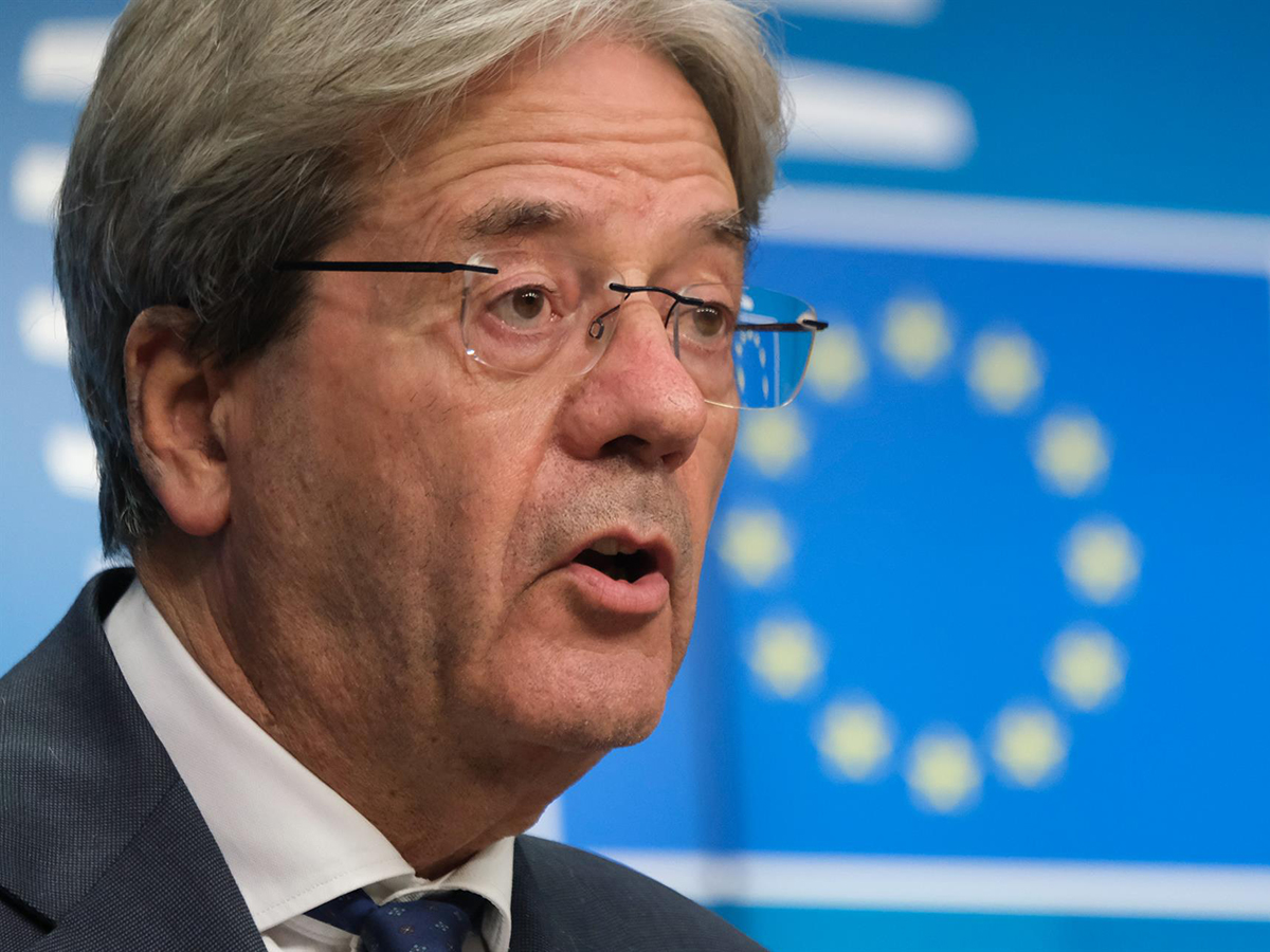 Gentiloni ve mayor desventaja competitiva en los precios de la energía que en el 'dopaje' de EEUU