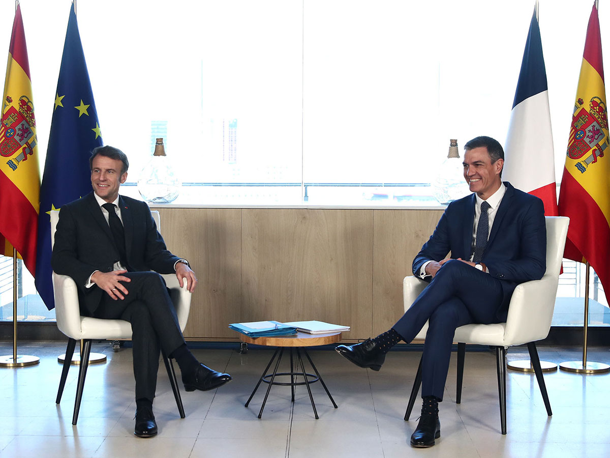 Macron apuesta por la energía nuclear como respuesta a la inestabilidad internacional