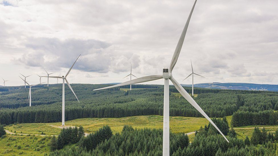 Gales se fija como objetivo un 100% de energías renovables