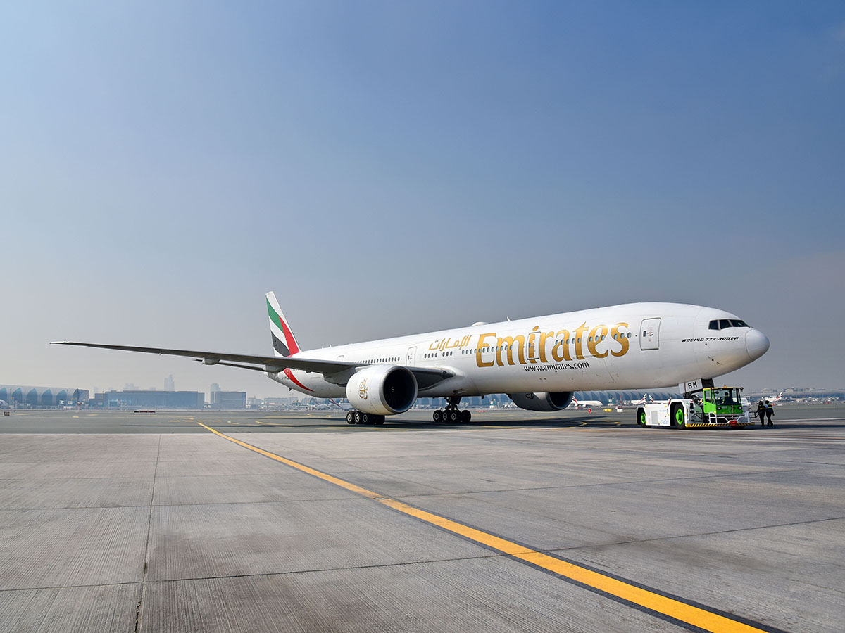 Emirates prueba con éxito el primer vuelo con combustible 100 % sostenible