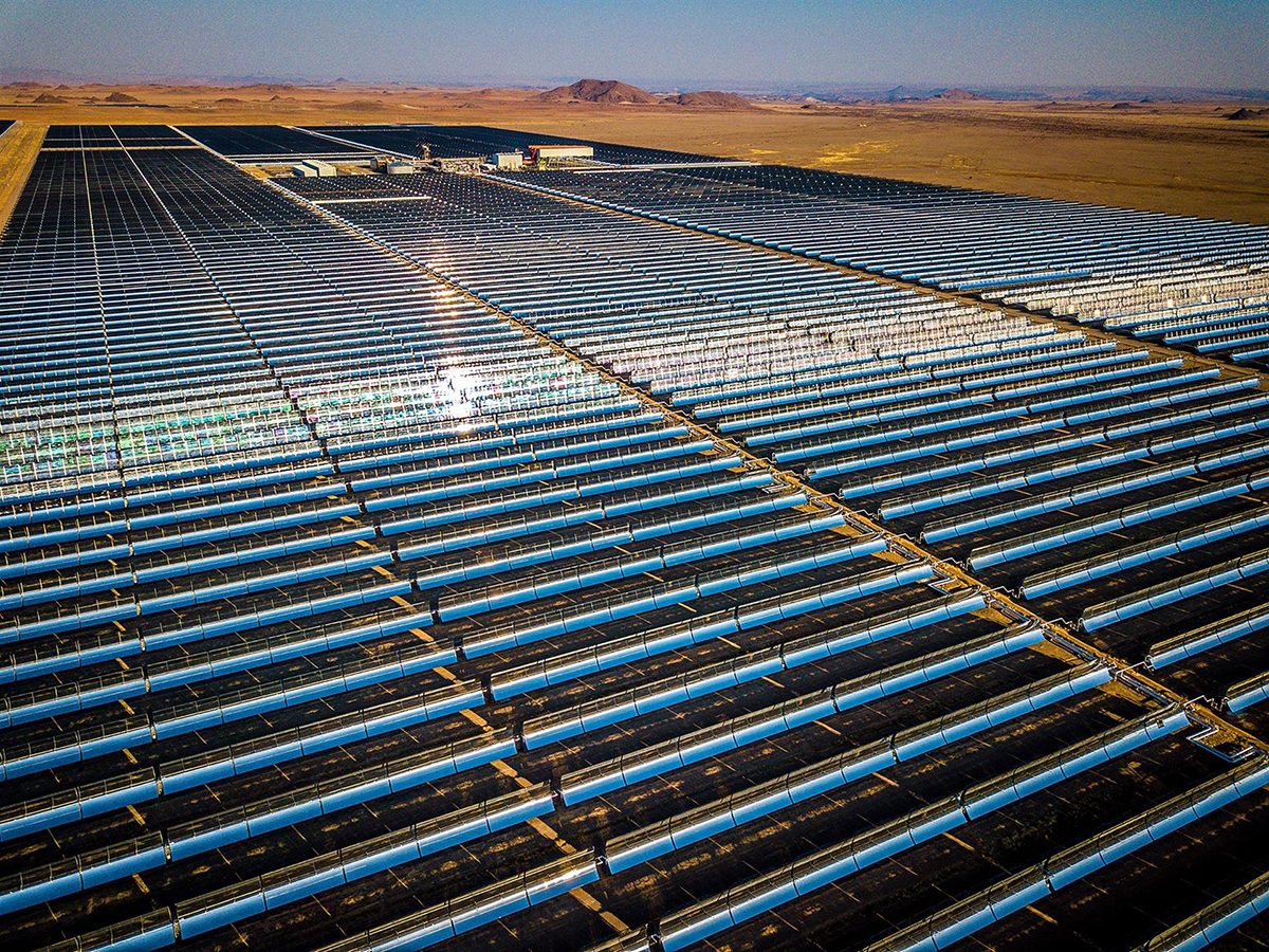 Rioglass (Atlantica) comprará Abengoa Solar, tras presentar la única oferta