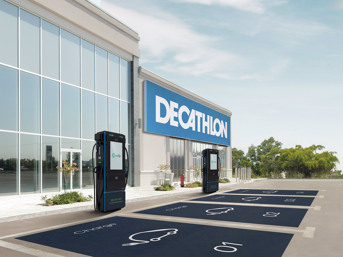 EDP instalará más de 400 puntos de recarga para vehículo eléctrico en 40 tiendas de Decathlon