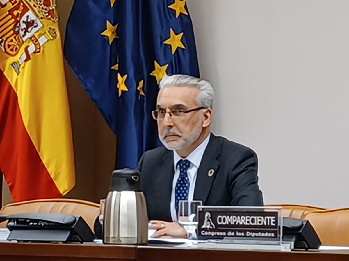 El presidente del Consejo de Seguridad Nuclear (CSN), Juan Carlos Lentijo, en el Senado. FOTO: CSN