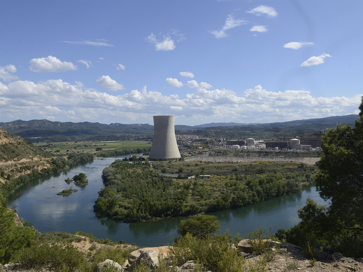 Ascó II para su reactor tras un cortocircuito en el cuadro eléctrico sin consecuencias