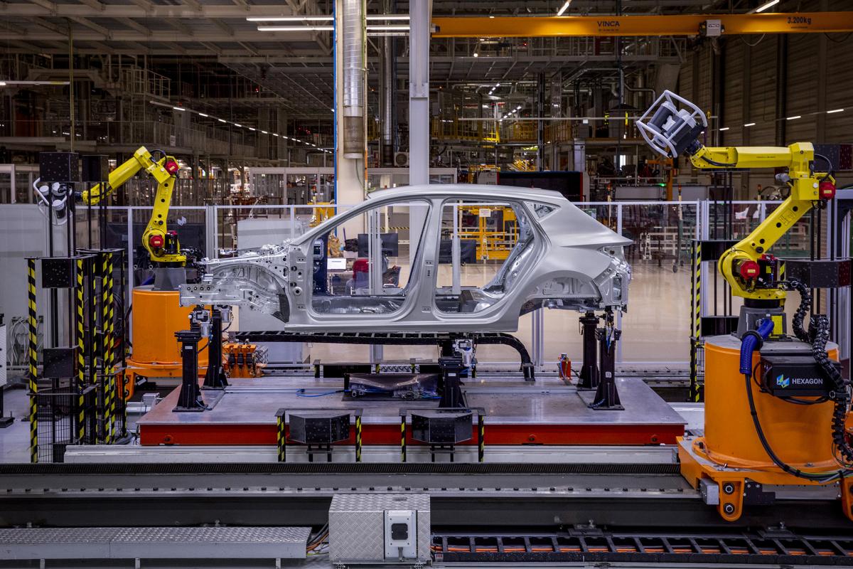 SEAT invierte 3.000 millones para electrificar Martorell