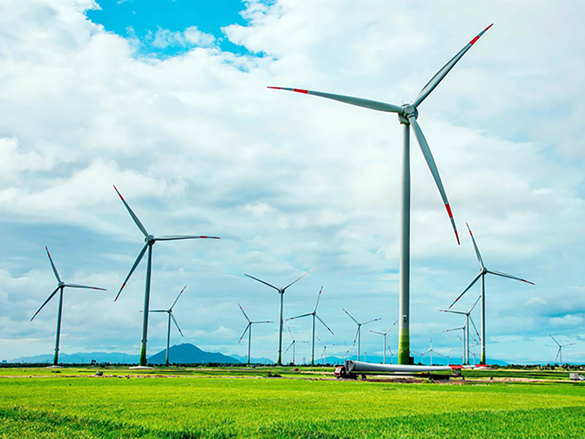 La electricidad podría bajar en abril a 20 euros si el viento aporta más del 25% al mix