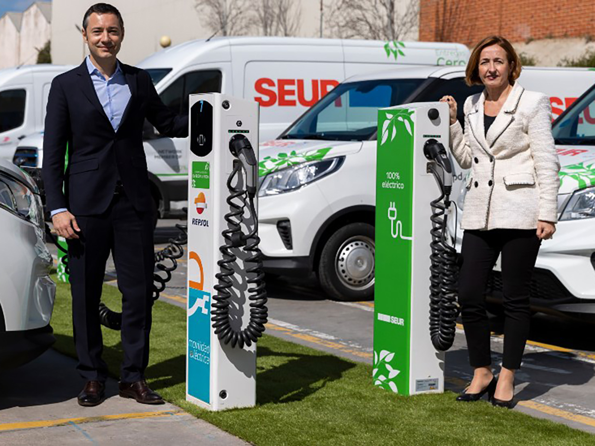 Repsol y SEUR se unen para avanzar en la movilidad eléctrica