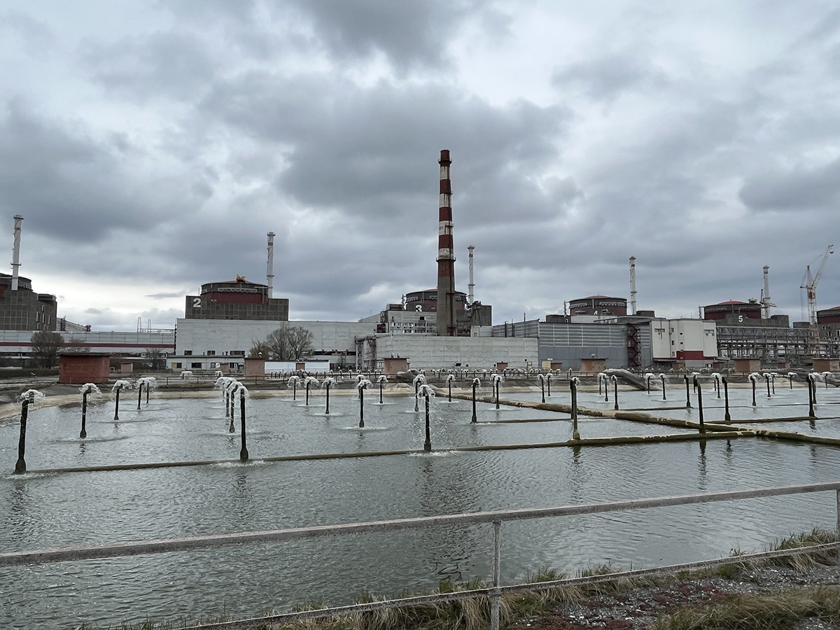 Máxima preocupación por el aumento de los combates en las cercanías de la central nuclear de Zaporiyia