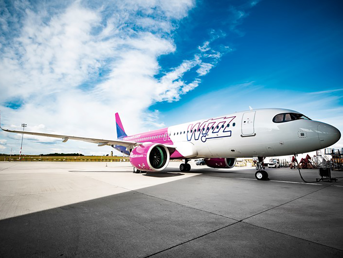 Cepsa y Wizz Air promueven juntos el combustible sostenible para la aviación