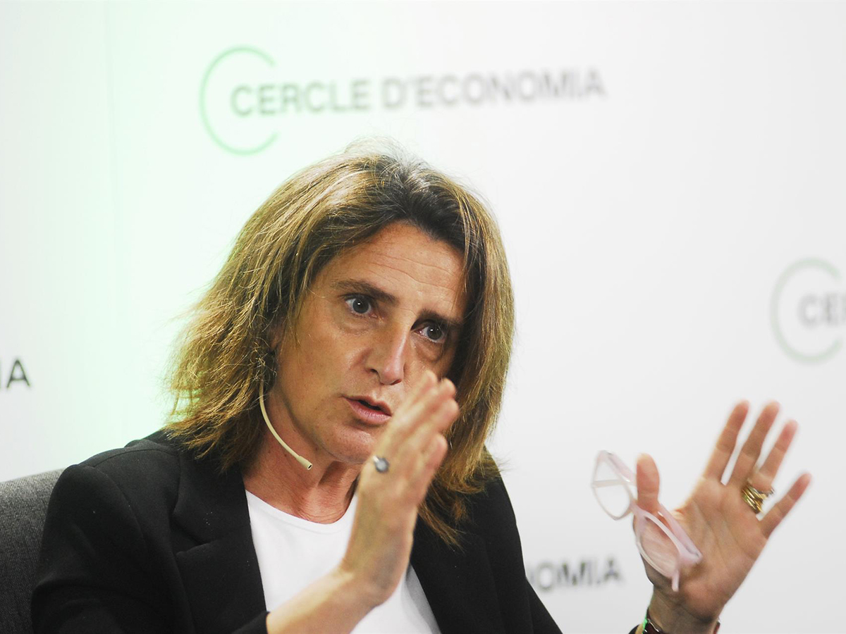 Ribera aboga por una política de contención de los beneficios de las energéticas "en momentos difíciles"