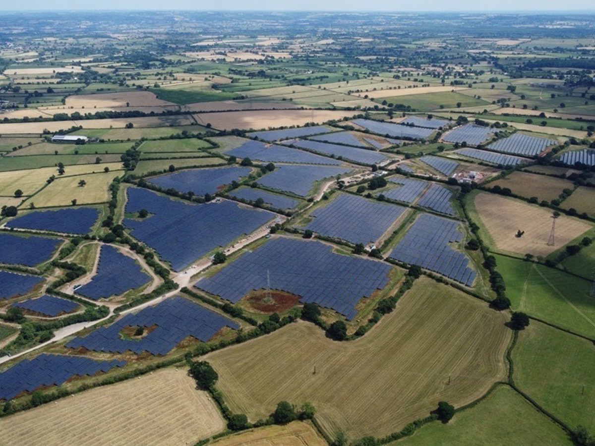 Gransolar conecta a la red de transmisión en Reino Unido su primer gran proyecto fotovoltaico en el país