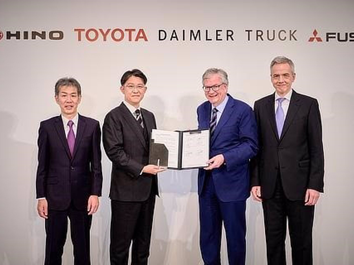 Daimler Truck y Toyota acuerdan fusionar sus filiales en Asia para 2024