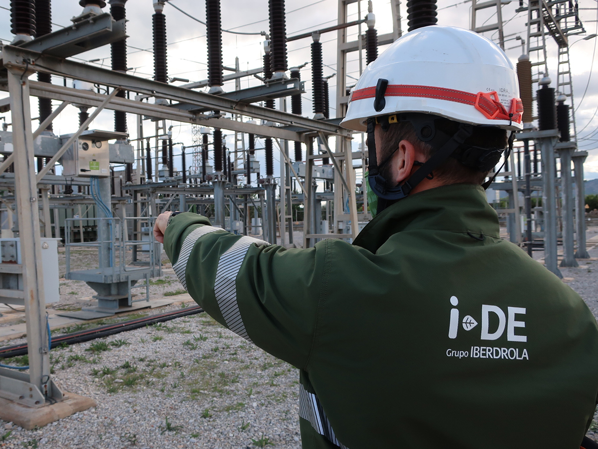 Iberdrola refuerza sus infraestructuras en el Pirineo Navarro para mejorar la calidad de suministro eléctrico