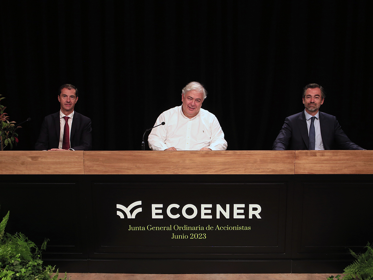 Ecoener ganó 3,5 millones hasta junio, un 71% menos, por la bajada de tarifas y el aumento de los costes