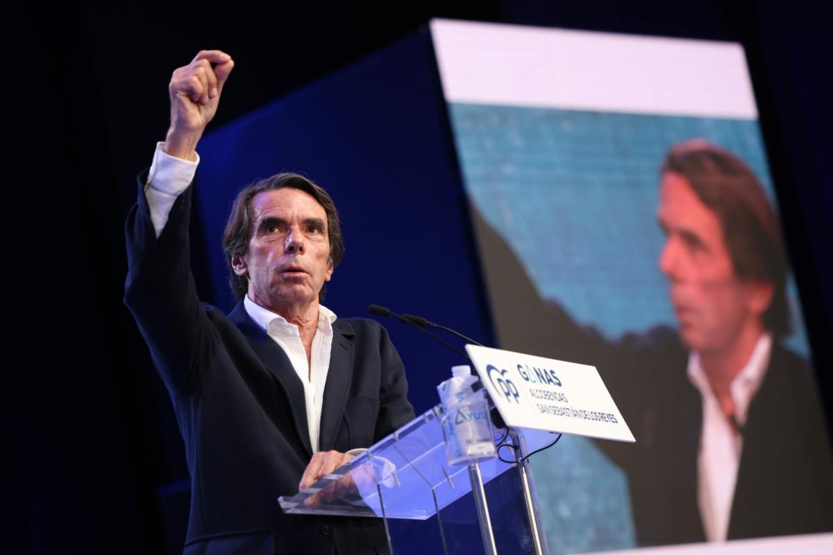 Así es la reforma energética de FAES: Aznar daría un revolcón al actual mercado eléctrico