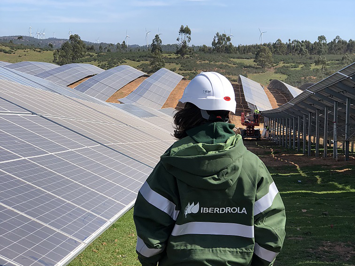 Iberdrola suministrará 410 GWh energía limpia a Vodafone en Alemania, Portugal y España