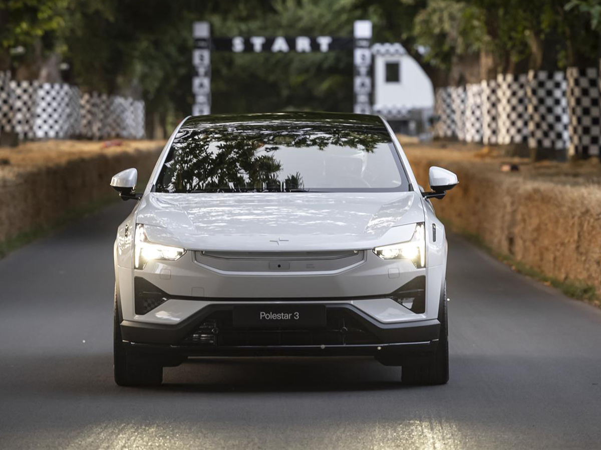 Polestar presenta en España el nuevo Polestar 3 en la inauguración de su segundo Space en Madrid