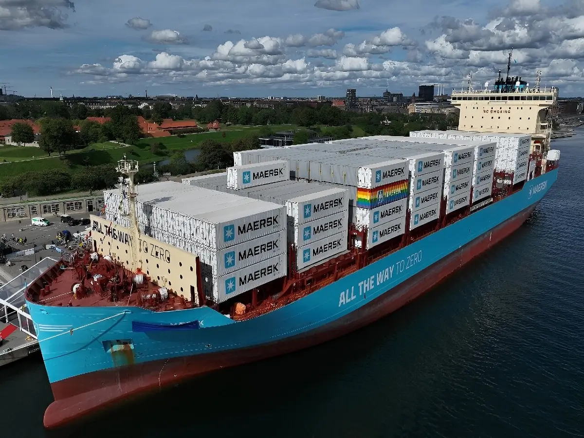 Maersk presenta el primer buque portacontenedores de biometanol del mundo