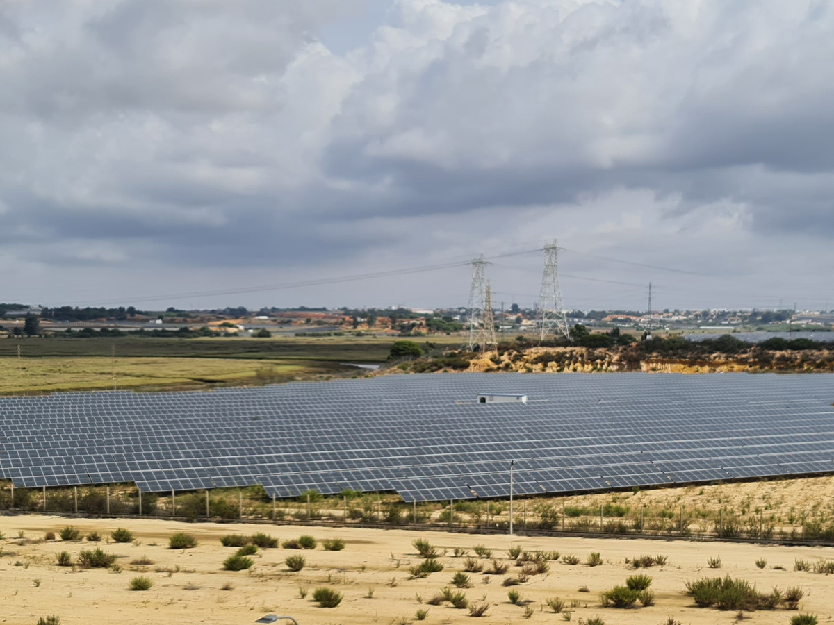 Exolum pone en servicio una planta fotovoltaica para autoconsumo en su terminal de Huelva