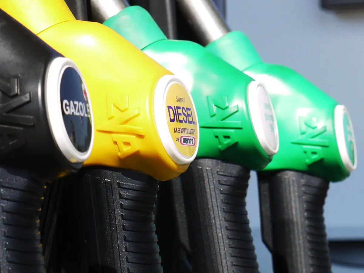 El precio de los carburantes cae en septiembre. 