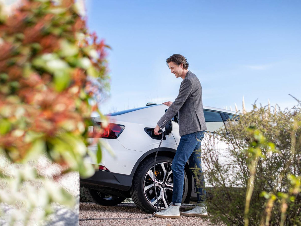 Las aseguradoras británicas se aprovechan del tirón eléctrico